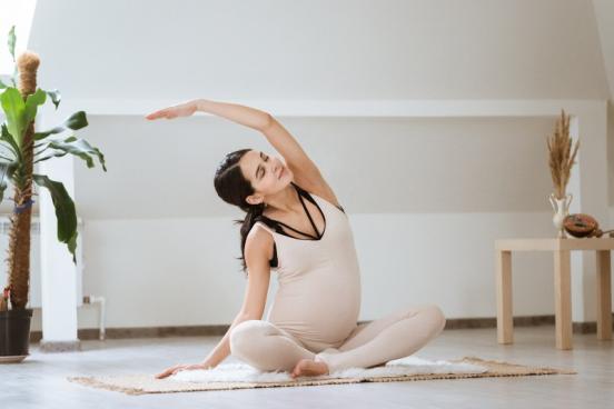 Sport et Grossesse : Renforcez votre immunité cet hiver avec le Pilates à Charleroi